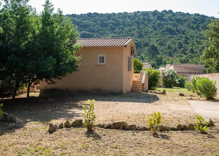 Mini Independante Ideale Et Tres Bien Situee Porto-Vecchio (Corsica)